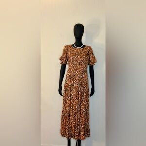 NWOT🌹Olivaceous  Floral Long Sleeve Dress